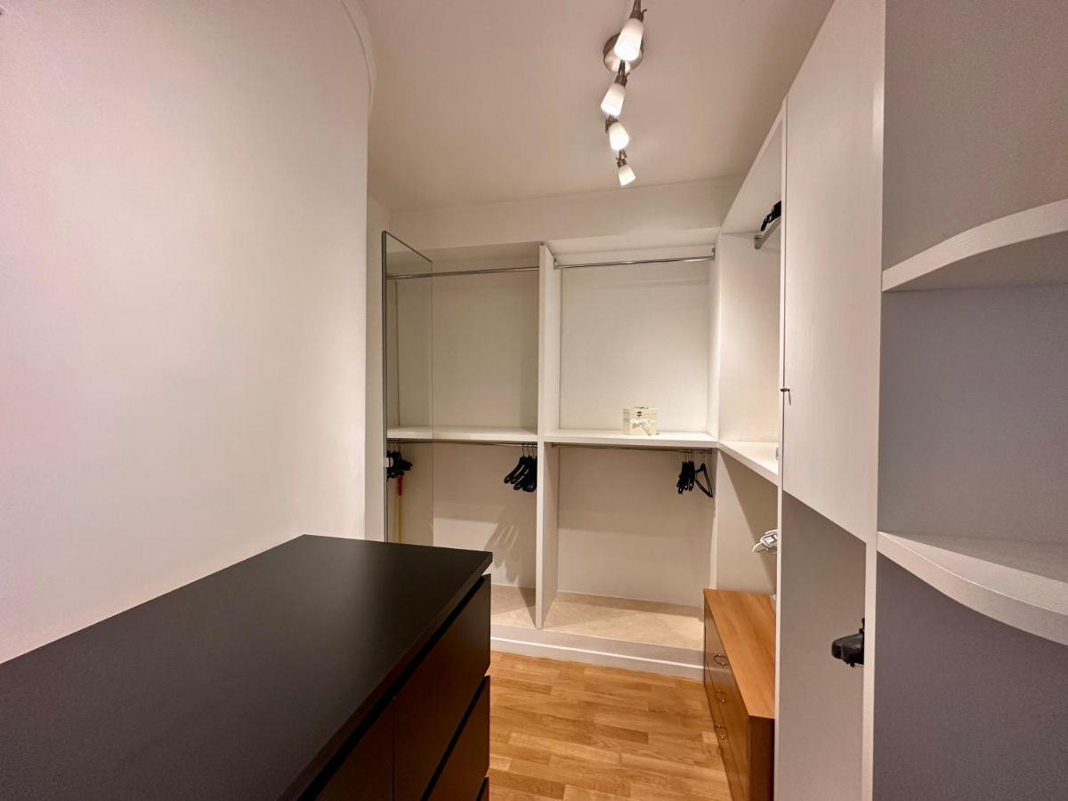 Sisters' Home - Appartamento Nel Centro Storico Con Terrazzo, Aria Condizionata E Vasca Da Bagno Siena Kültér fotó