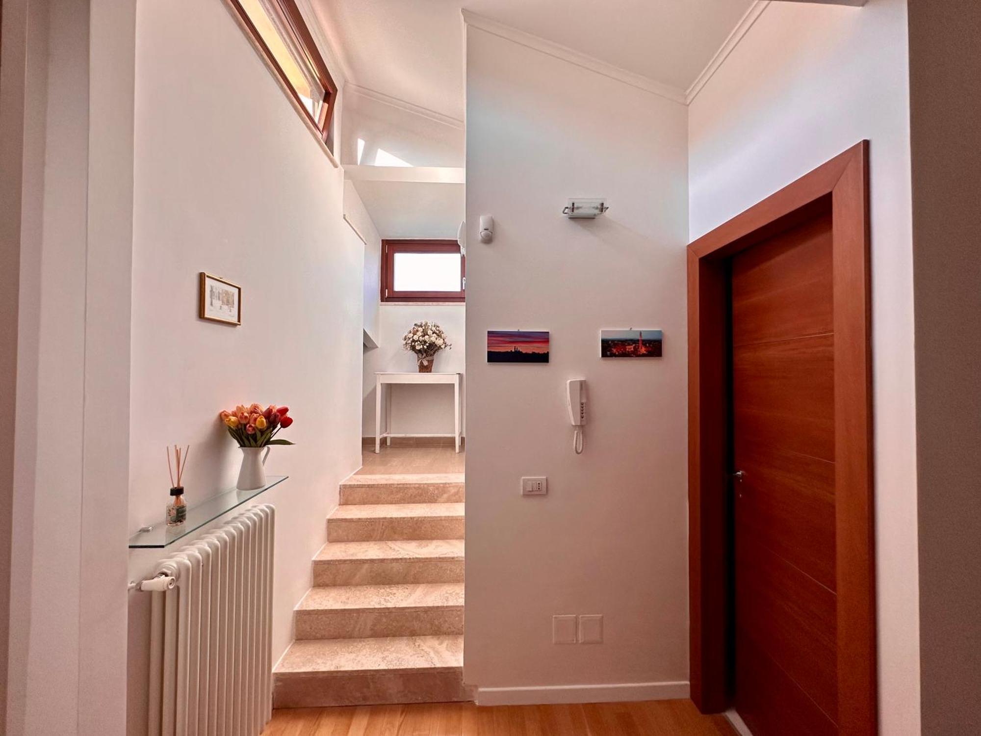 Sisters' Home - Appartamento Nel Centro Storico Con Terrazzo, Aria Condizionata E Vasca Da Bagno Siena Kültér fotó